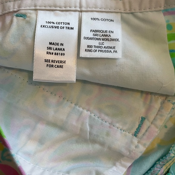 Lilly Pulitzer buttercup short, size 4, excellent condition. - Picture 3 of 4